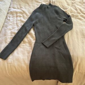 Abercrombie and Fitch the Paloma long sleeve mini  sweater dress - size small